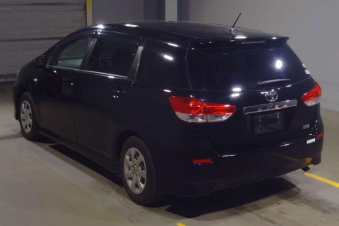 Toyota WISH 1.8X HID Selection 2012 full